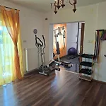 Lokvanj Villa *