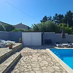 Lokvanj *