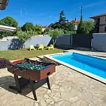 Lokvanj Villa Ližnjan