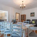 Lokvanj Villa