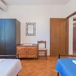 Lokvanj Villa *