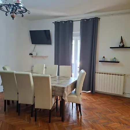 Lokvanj Villa