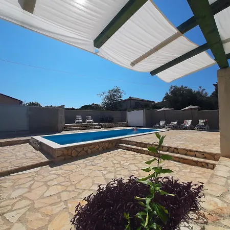 Villa Lokvanj Ližnjan