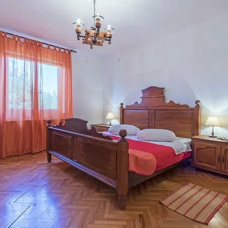 Lokvanj *